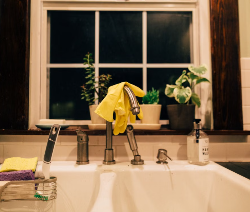 kitchen sink smell